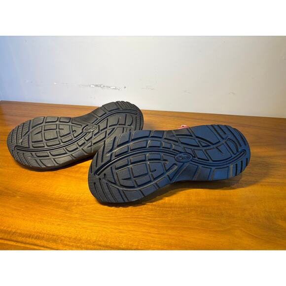 Chaco ZCloud 2 women’s sandal size 8, pink and red straps - Picture 4 of 7